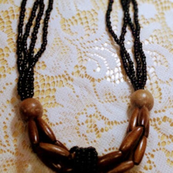 Exotic and Vibrant Beaded Single Shell 4-Strand Necklace, 27" with 3" adjustable - Picture 13 of 16